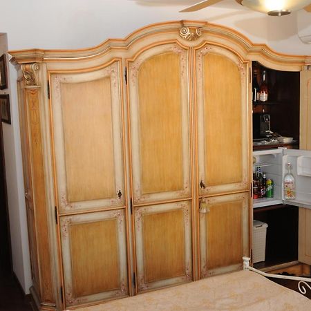 La Casa Di Luna San Benedetto del Tronto Exteriör bild
