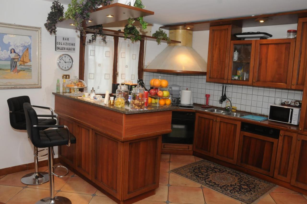 La Casa Di Luna San Benedetto del Tronto Exteriör bild
