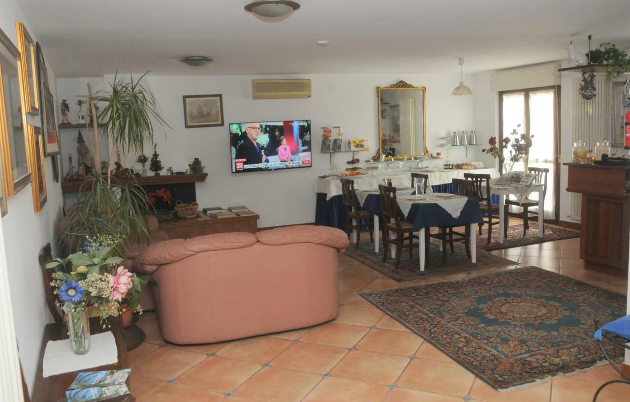 La Casa Di Luna San Benedetto del Tronto Exteriör bild